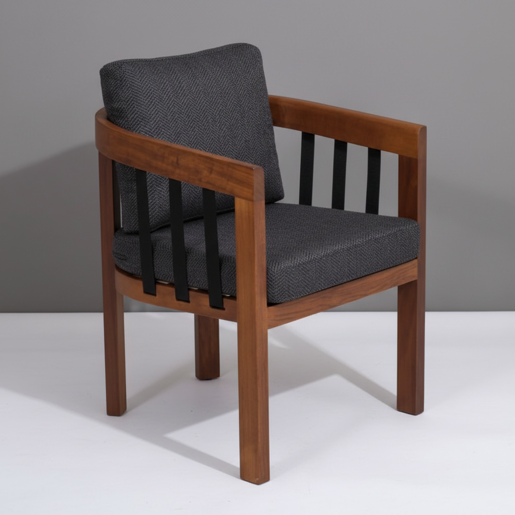 Modern Ahşap Dinlenme Sandalyesi - Minderli Kolçaklı Model