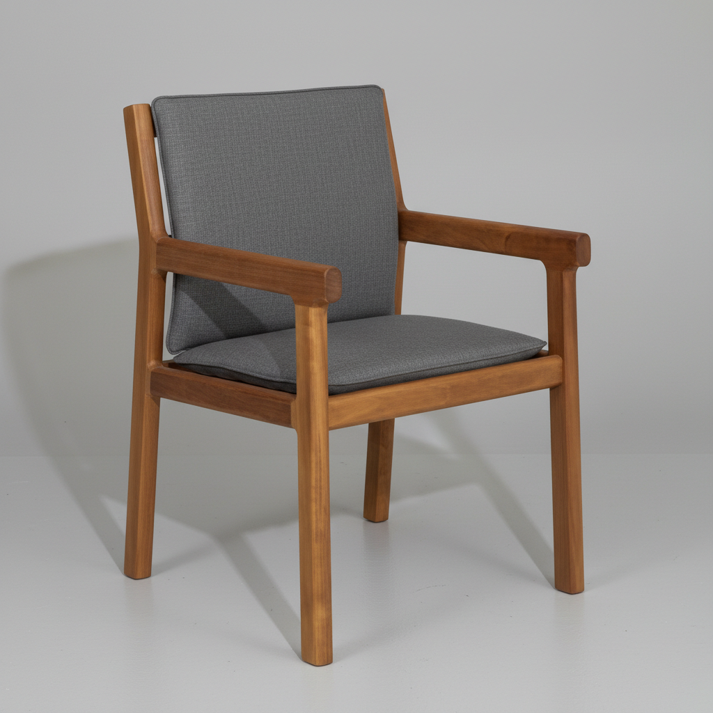 Minimalist Ahşap Kollu Konfor Sandalyesi - Krem Minderli